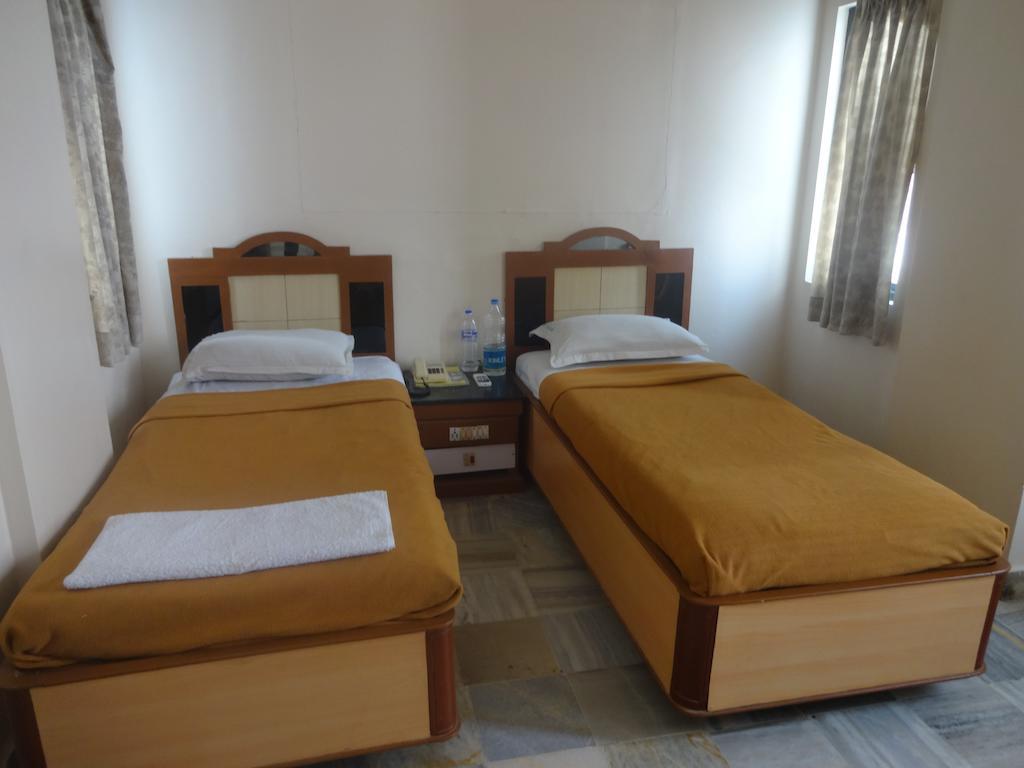 Hotel Vinayak Coimbatore Pokój zdjęcie